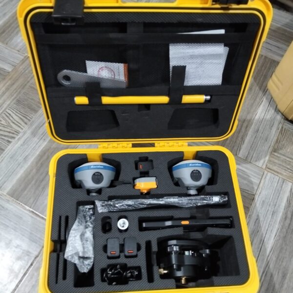 Combo GNSS Meridian M5 PLUS